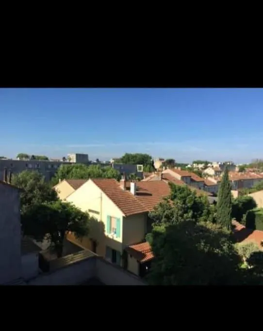 T2 Parking Prive 100 M Remparts Gare 10Mn A Pieds Διαμέρισμα Αβινιόν